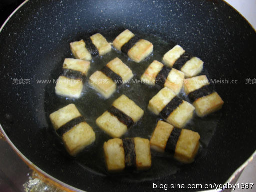 照烧海苔豆腐的做法步骤：4