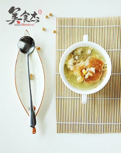 雪梨黄豆炖猪脚的做法步骤：7