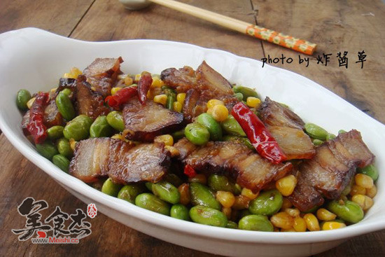青豆玉米炒腊肉的做法步骤：6