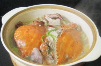 红肓蟹香肠白菜煲的做法