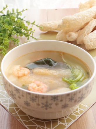 竹荪鲜虾豆腐海带汤的做法